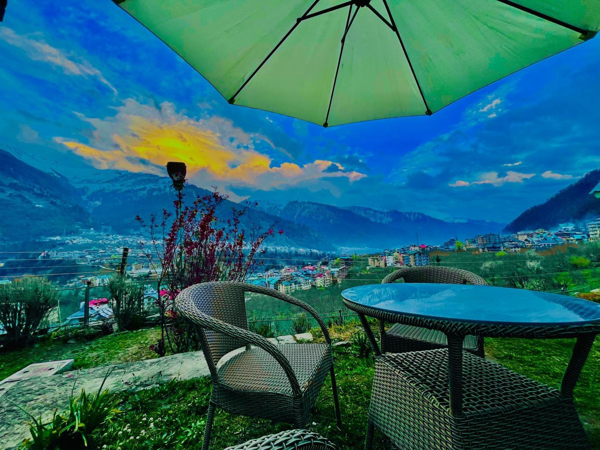 Himalayan Nomad Cottage, Manali ! All 2 Bedroom Independent Cottages ! Personal Lawn Every Cottage ! Parking ! Scenic Mountains View ! Spacious Rooms ! 外观 照片