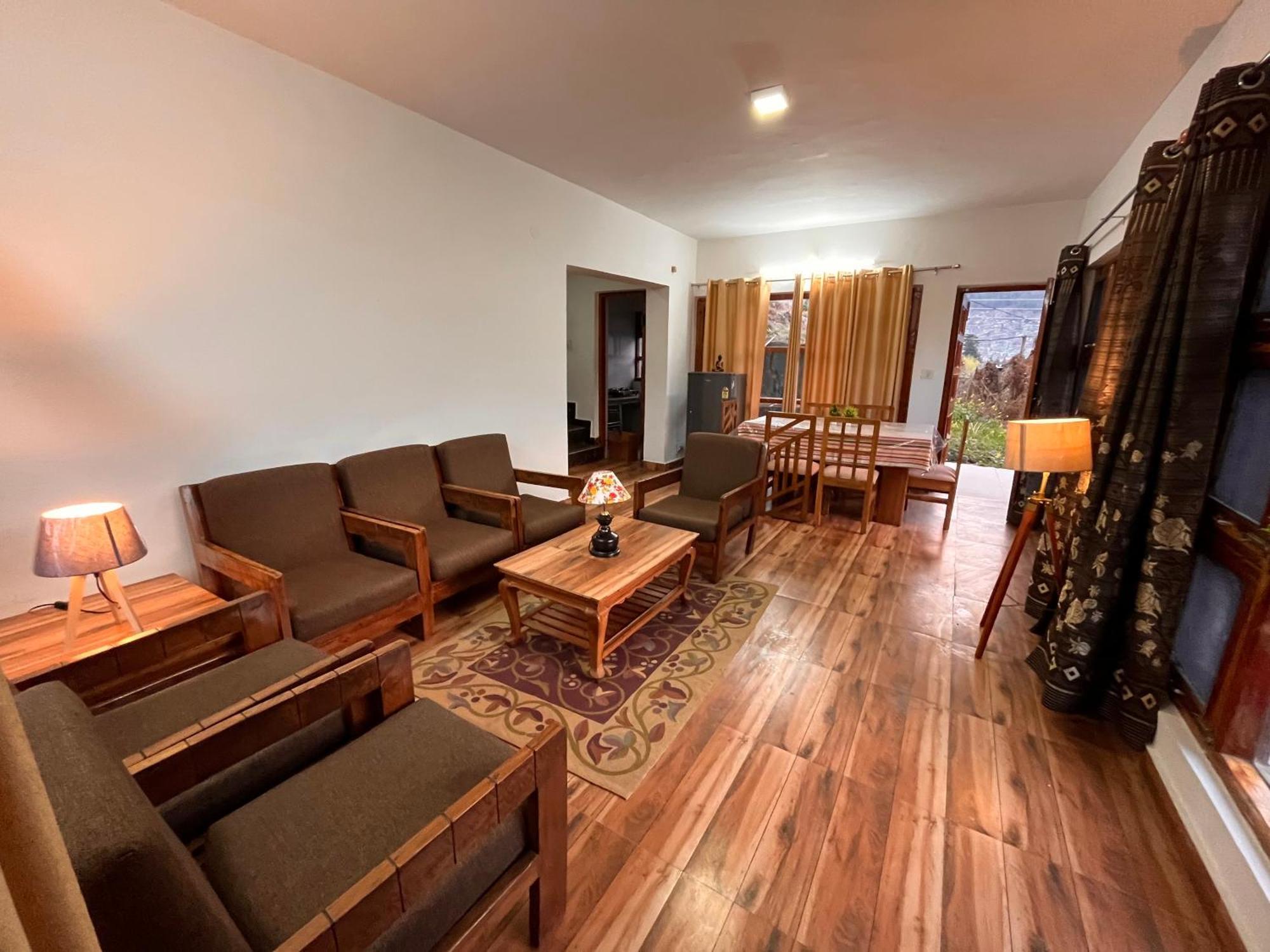 Himalayan Nomad Cottage, Manali ! All 2 Bedroom Independent Cottages ! Personal Lawn Every Cottage ! Parking ! Scenic Mountains View ! Spacious Rooms ! 外观 照片