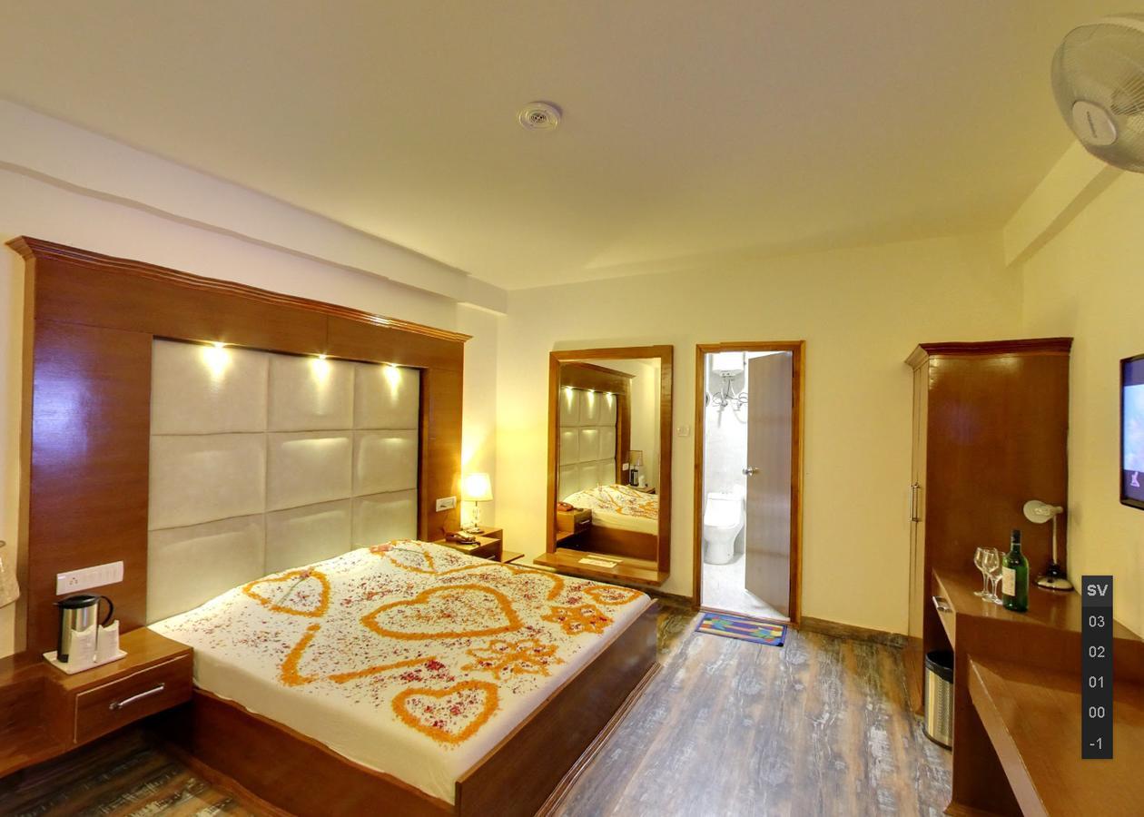 Himalayan Nomad Cottage, Manali ! All 2 Bedroom Independent Cottages ! Personal Lawn Every Cottage ! Parking ! Scenic Mountains View ! Spacious Rooms ! 外观 照片